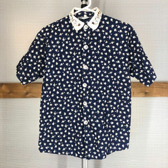 BOON BOON Blue Floral Grey Cat Collar & Buttons Short Sleeve Shirt Sz M - Picture 1 of 4